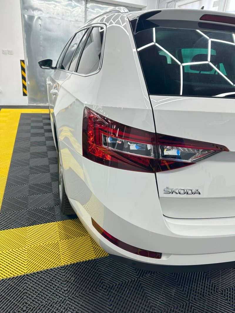Skoda Superb Skoda Superb 2.0 TDI 4x4 7DSG, снимка 4 - Автомобили и джипове - 51741263