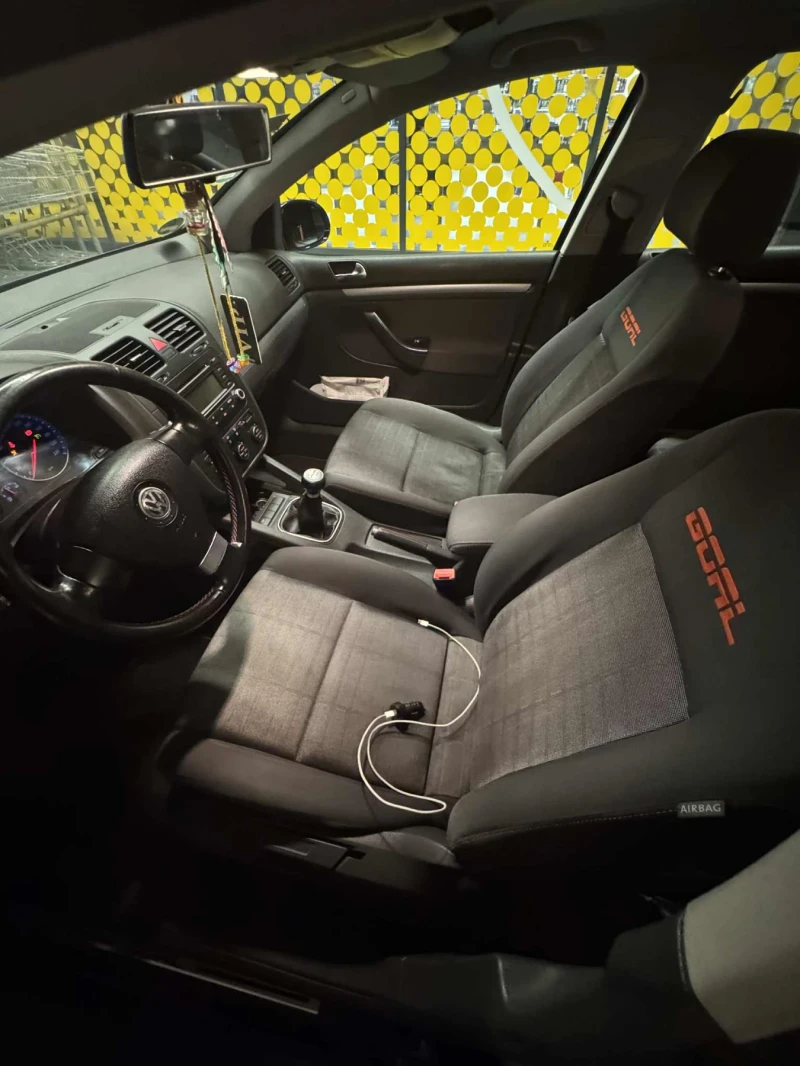 VW Golf, снимка 9 - Автомобили и джипове - 52654700