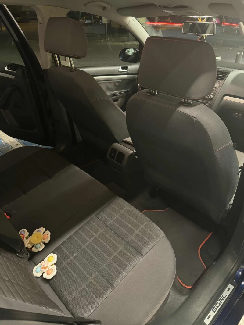 VW Golf, снимка 4 - Автомобили и джипове - 52654700