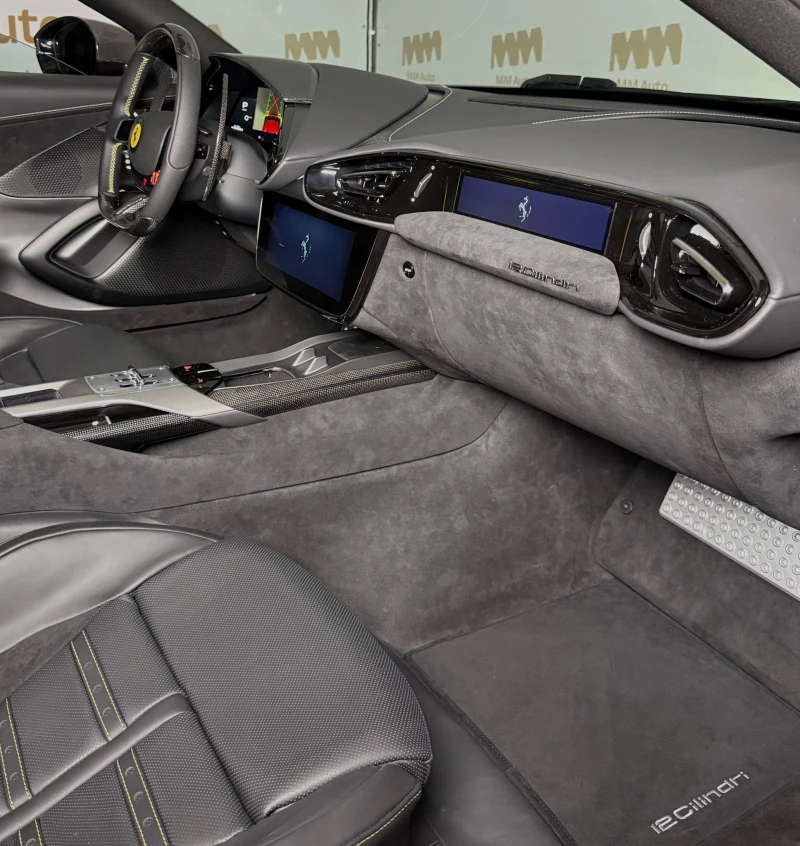 Ferrari 812 Superfast 12 Cilindri* Carbon* Display* Massage+ Ventilation, снимка 11 - Автомобили и джипове - 51883297