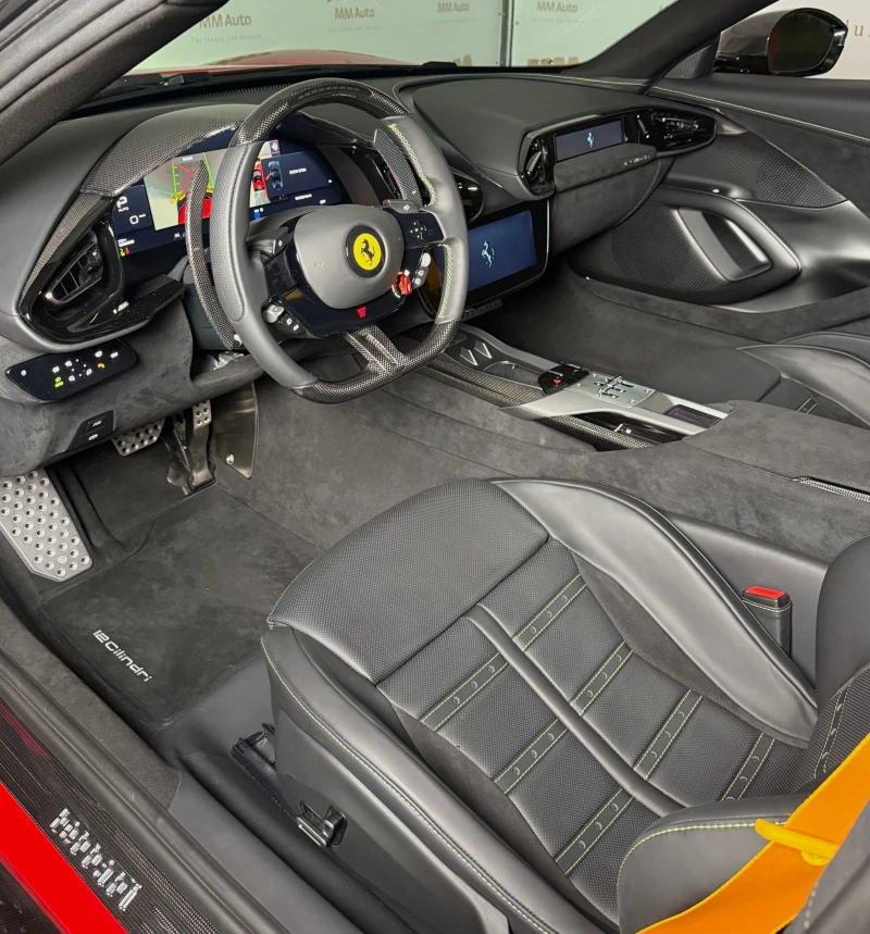 Ferrari 812 Superfast 12 Cilindri* Carbon* Display* Massage+ Ventilation, снимка 6 - Автомобили и джипове - 51883297