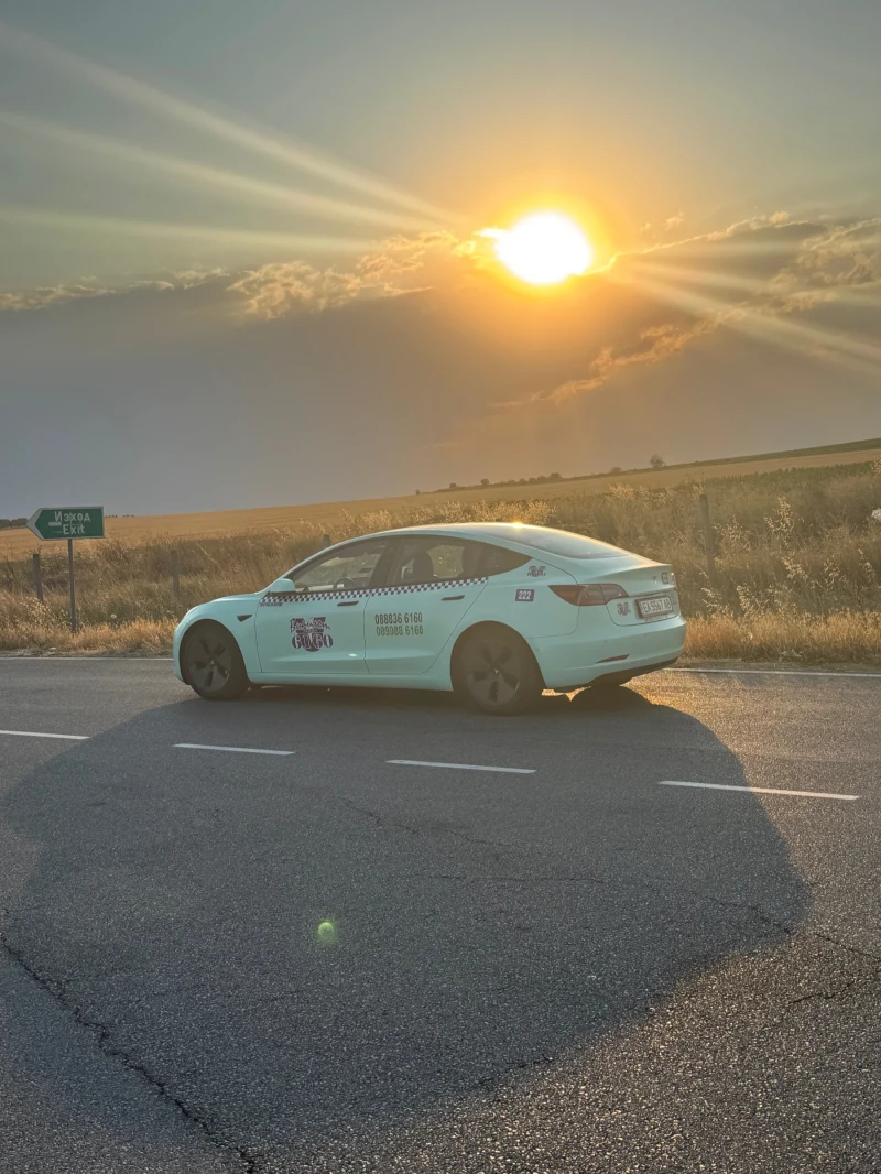 Tesla Model 3 Long Range 4x4 FSD С Гаранция , снимка 4 - Автомобили и джипове - 51965211