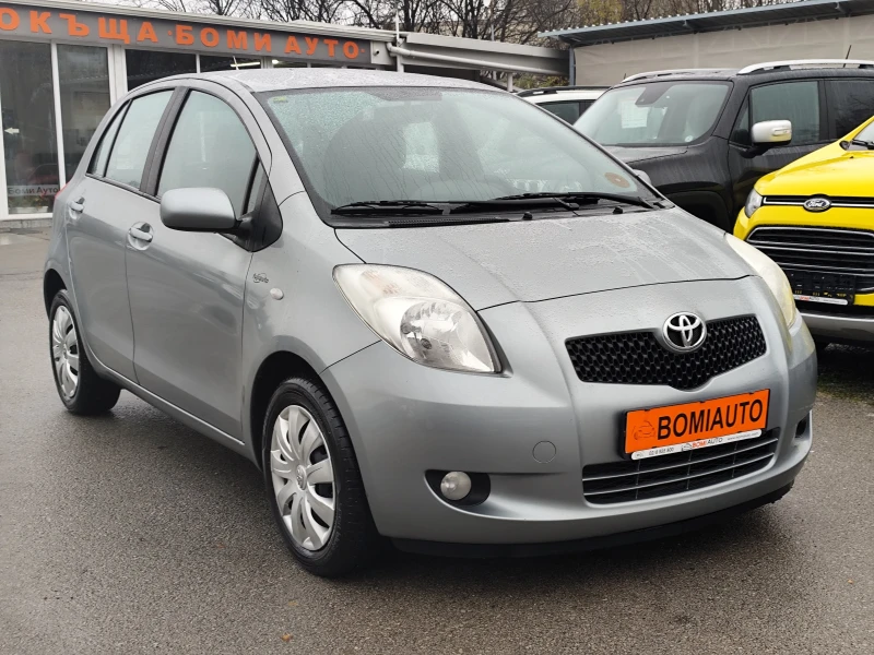 Toyota Yaris 1.3VVT-i* KLIMA* , снимка 3 - Автомобили и джипове - 52575561