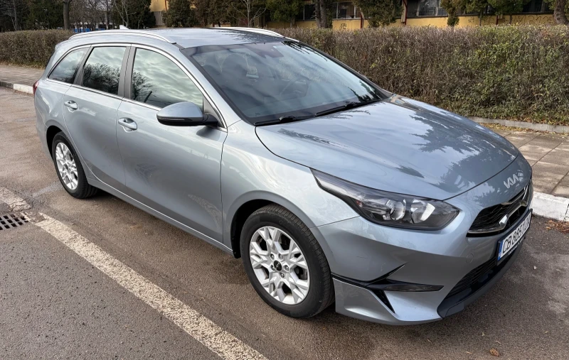 Kia Ceed 1.6CRDI 136к.с., пълна сервизна история, снимка 3 - Автомобили и джипове - 52905241