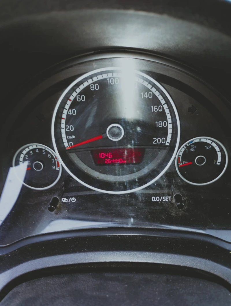 VW Up бензин /природен газ, снимка 2 - Автомобили и джипове - 53110863