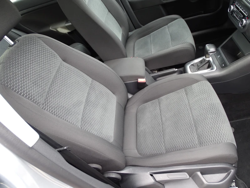 VW Golf Plus 1.6i_102kc_DSG_Холандия_* , снимка 11 - Автомобили и джипове - 53297419