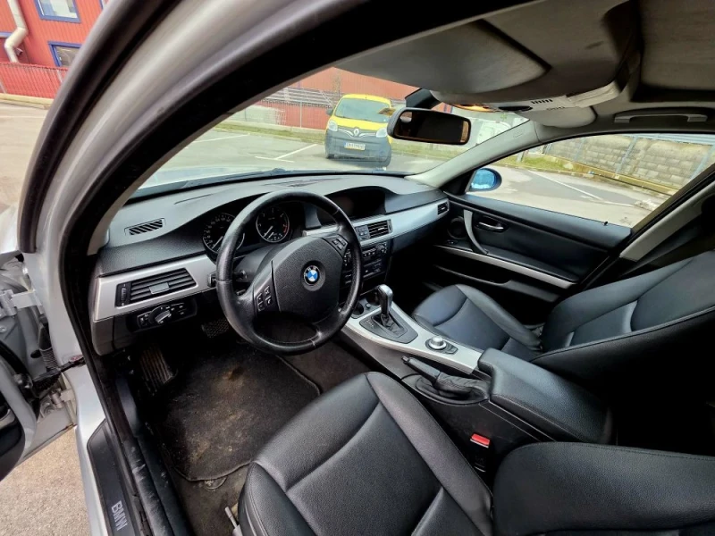 BMW 320 2.0D 163кс навигация автомат кожа панорама, снимка 11 - Автомобили и джипове - 53597923