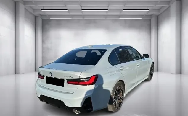 BMW 330 e xDrive = M-Sport = Shadow Line Гаранция, снимка 3 - Автомобили и джипове - 54854669