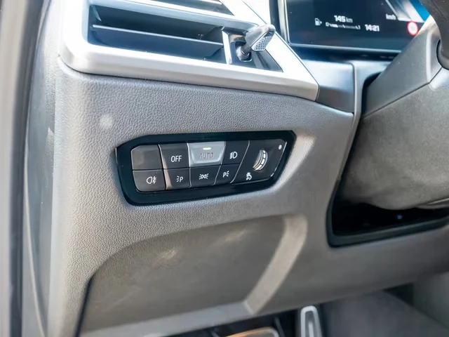 BMW 340 M340i / TOURING / M SPORT PRO / PANO / HUD / 360, снимка 10 - Автомобили и джипове - 55492862