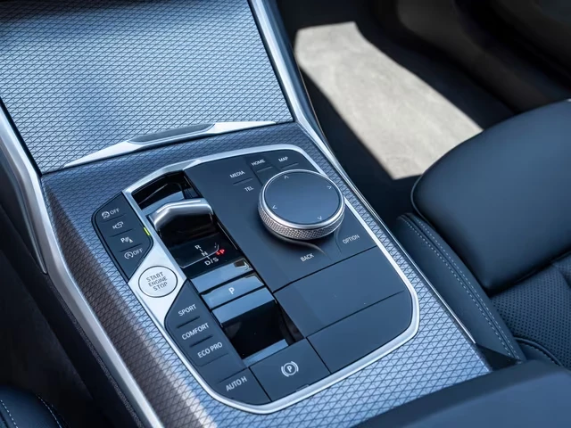 BMW 340 M340i / TOURING / M SPORT PRO / PANO / HUD / 360, снимка 15 - Автомобили и джипове - 55492862