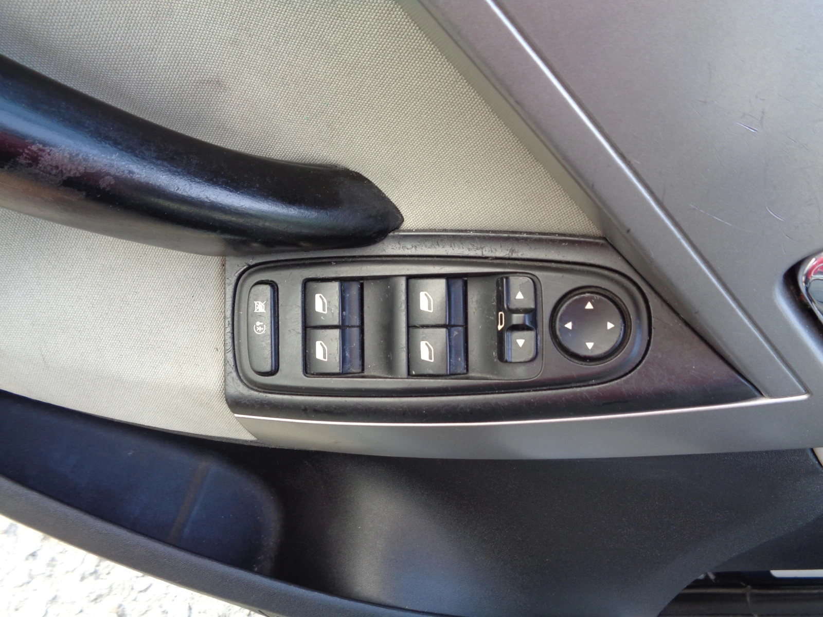 Citroen C4 Picasso 1, 6HDI-ЛИЗИНГ | Mobile.bg — изображение 12