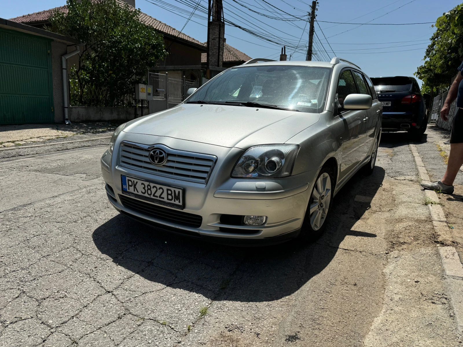 Toyota Avensis  2.2 D-4D - изображение 4