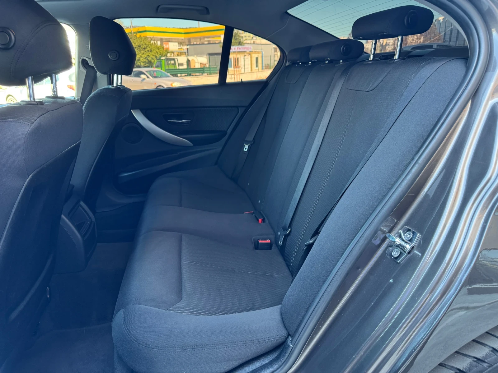 BMW 320 D/М Pack/8ск/БАРТЕР-ЛИЗИНГ!! - изображение 10