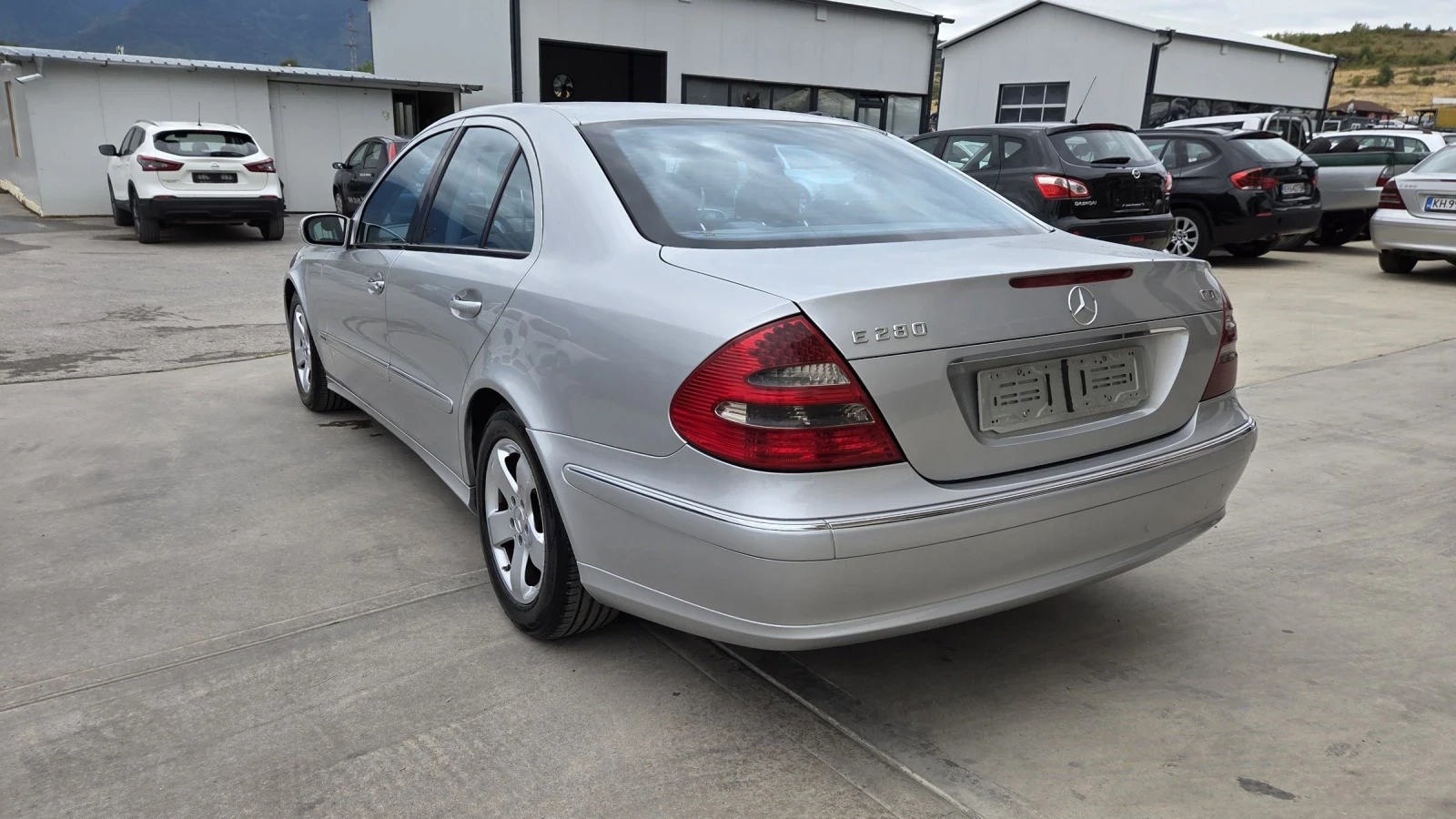 Mercedes-Benz E 280 2005г/ AVANTGARDE/ АВТОМАТИК - изображение 3