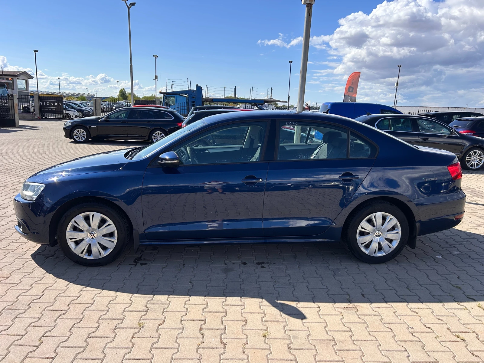 VW Jetta 1.2i NAVI EURO 5 - изображение 9