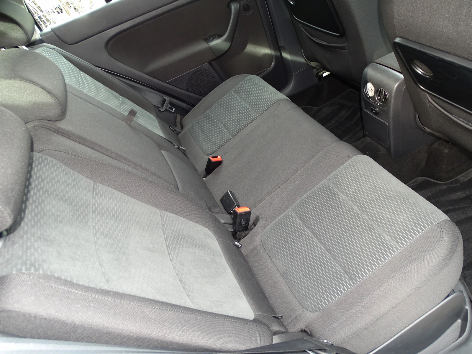 VW Golf Plus 1.6i_102kc_DSG_��������_*  | Mobile.bg � ����������� 15