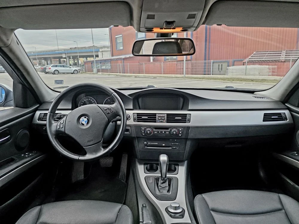 BMW 320 2.0D 163кс навигация автомат кожа панорама - изображение 8