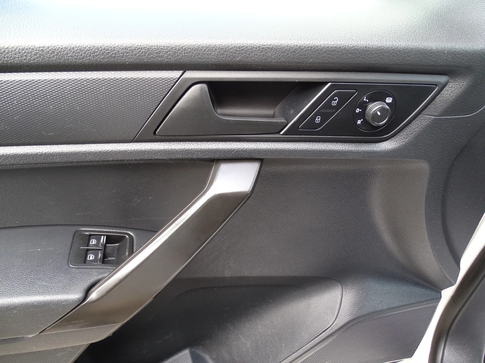 VW Caddy 2.0 KLIMA N1 MAXI  EURO 6  | Mobile.bg � ����������� 10