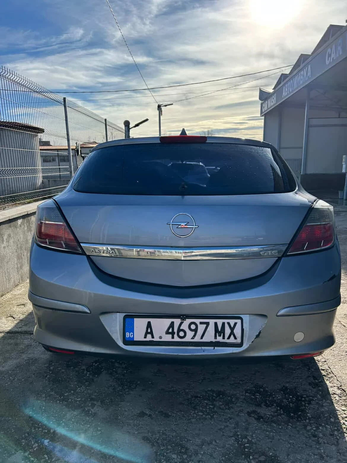 Opel Astra GTC, снимка 2 - Автомобили и джипове - 54512535