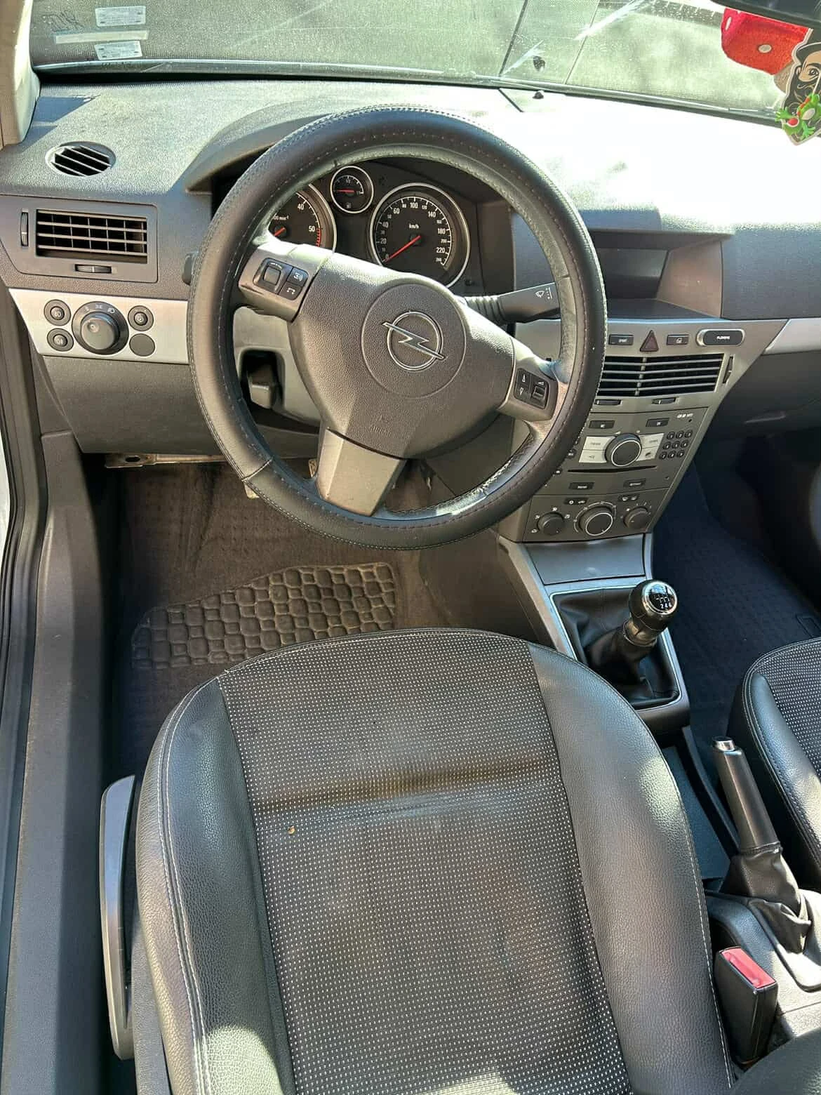Opel Astra GTC, снимка 7 - Автомобили и джипове - 54512535