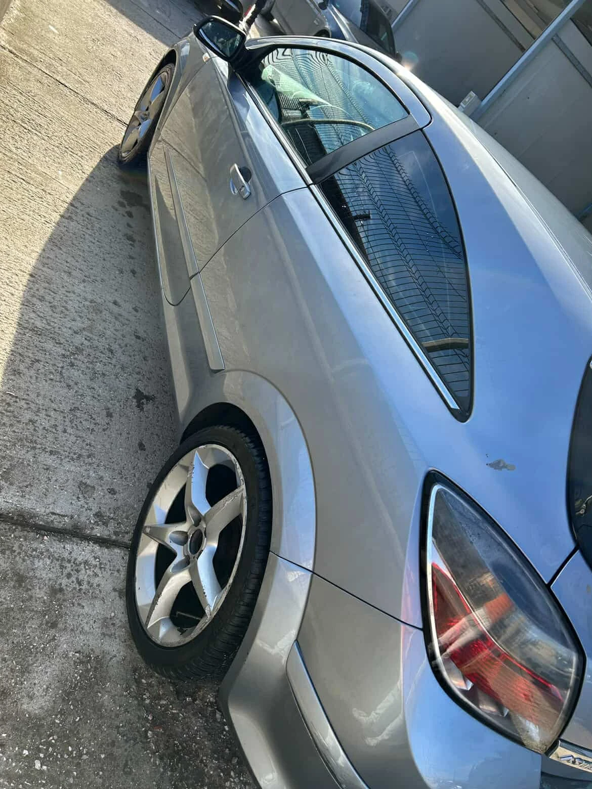 Opel Astra GTC, снимка 4 - Автомобили и джипове - 54512535