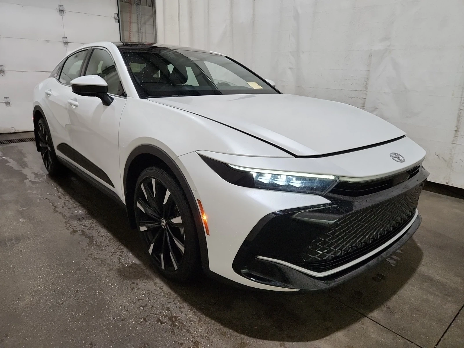 Toyota Crown PLATINUM * HYBRID * AWD * CARFAX * , снимка 3 - Автомобили и джипове - 55103390
