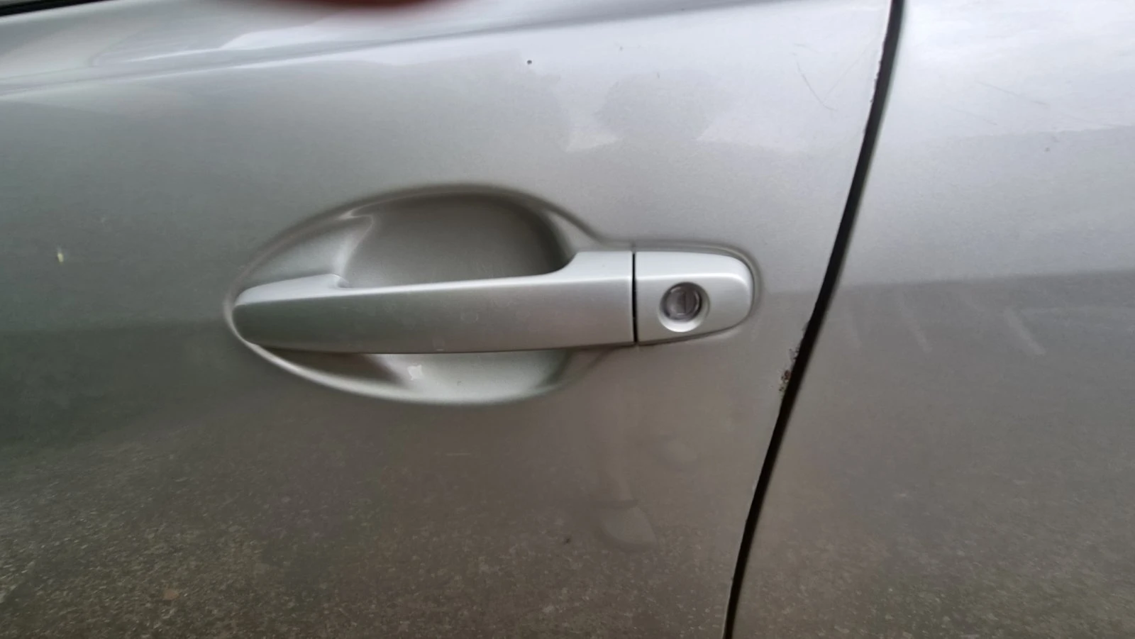 Toyota Avensis Комби, снимка 17 - Автомобили и джипове - 55136714