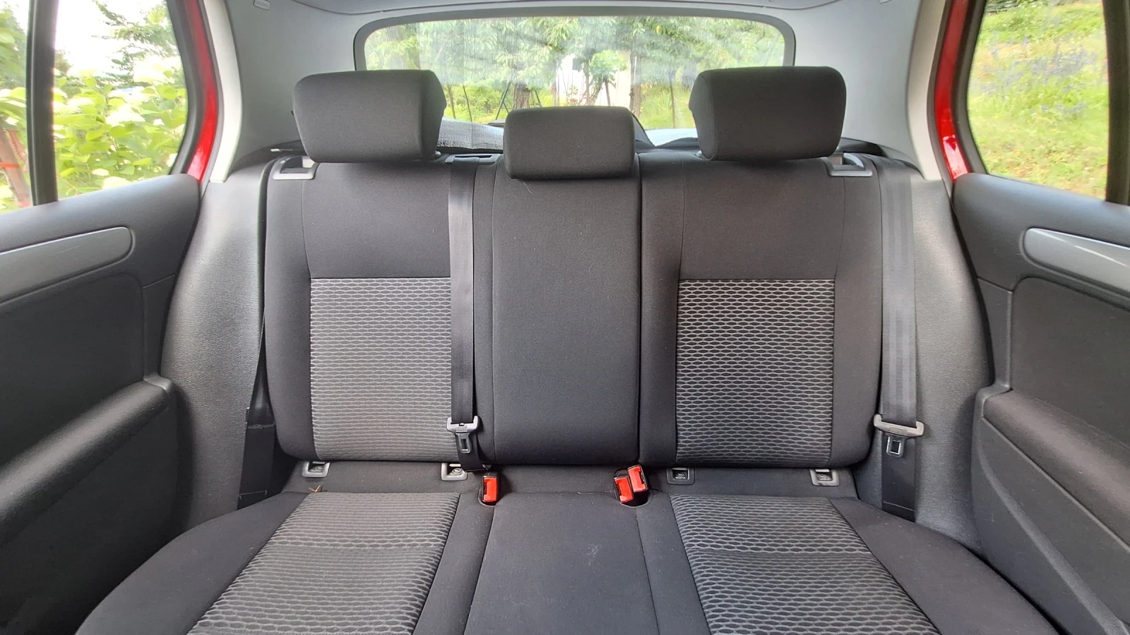 VW Golf, снимка 4 - Автомобили и джипове - 55174011