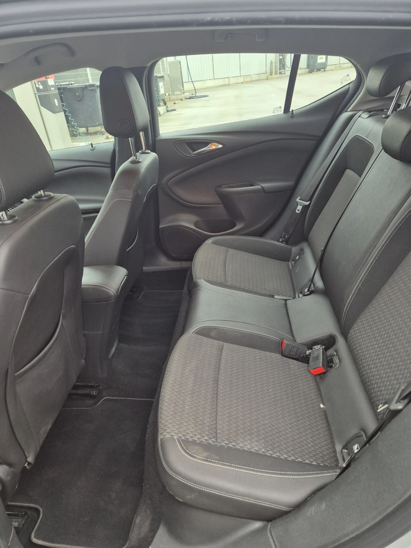 Opel Astra, снимка 7 - Автомобили и джипове - 55261365