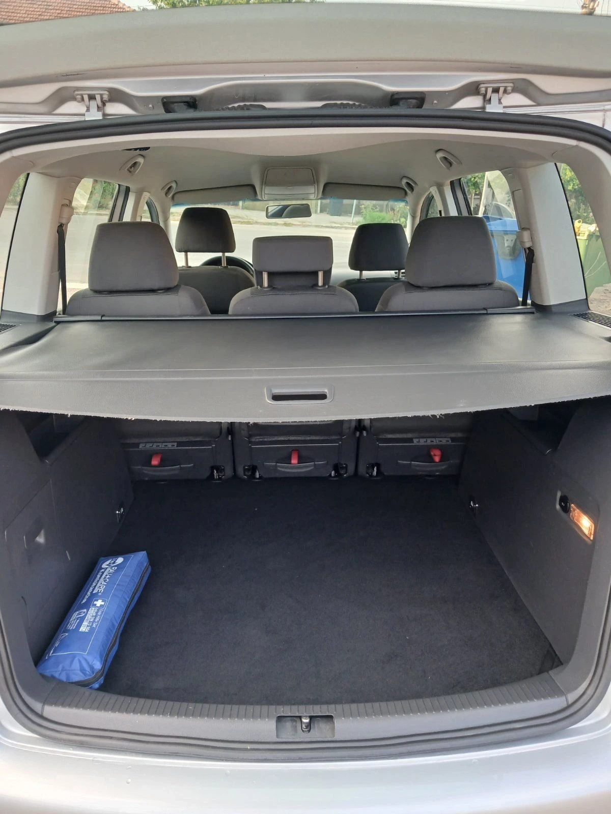 VW Touran ТОП Състояние!!! 1.9TDI 105кс, снимка 12 - Автомобили и джипове - 55951767