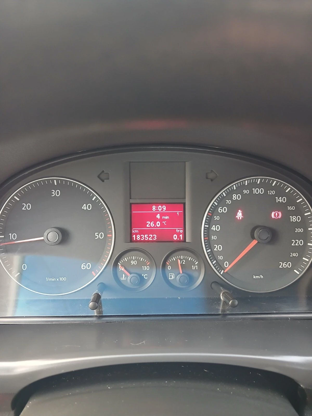 VW Touran ТОП Състояние!!! 1.9TDI 105кс, снимка 10 - Автомобили и джипове - 55951767