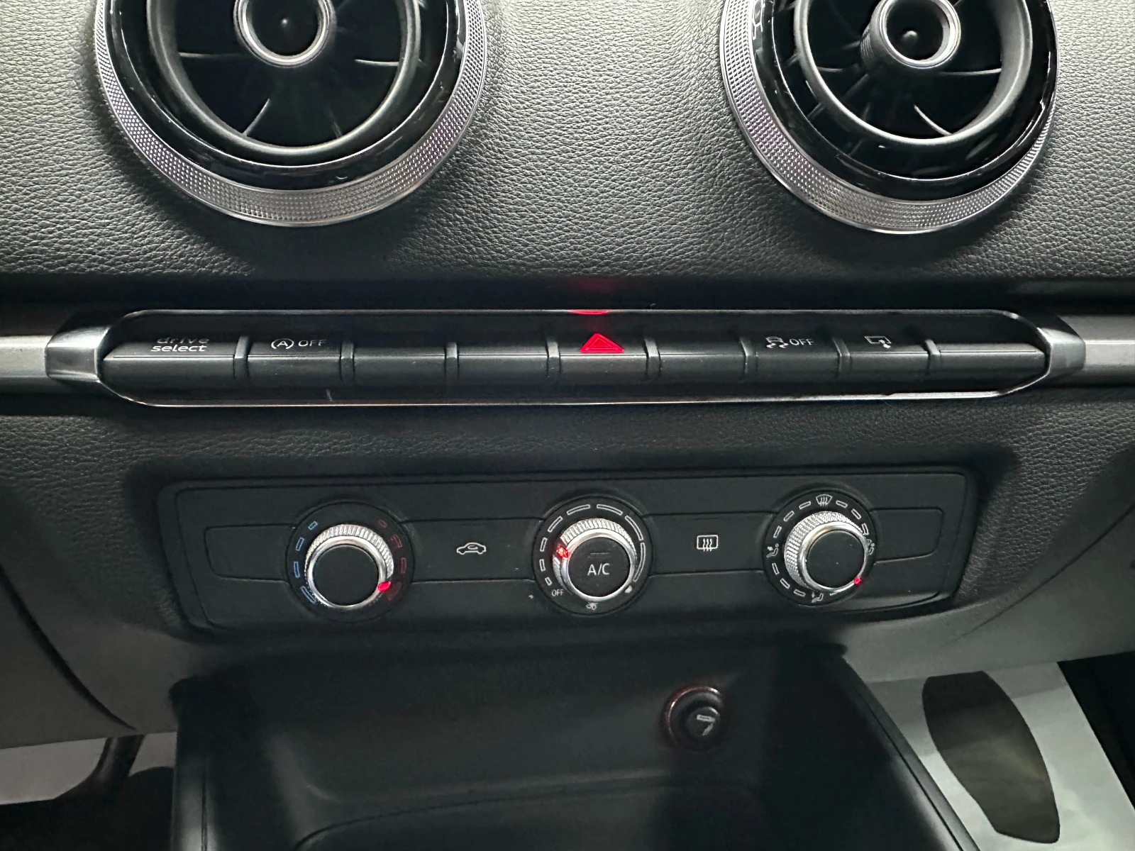 Audi A3 2.0d 150 к.с. , снимка 13 - Автомобили и джипове - 56680265