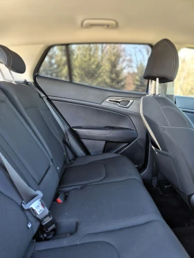 Kia Sportage 1.6T MHEV 2WD Comfort 7AT FWD - 23000 € / 44984.09 лв. - 21262213 7