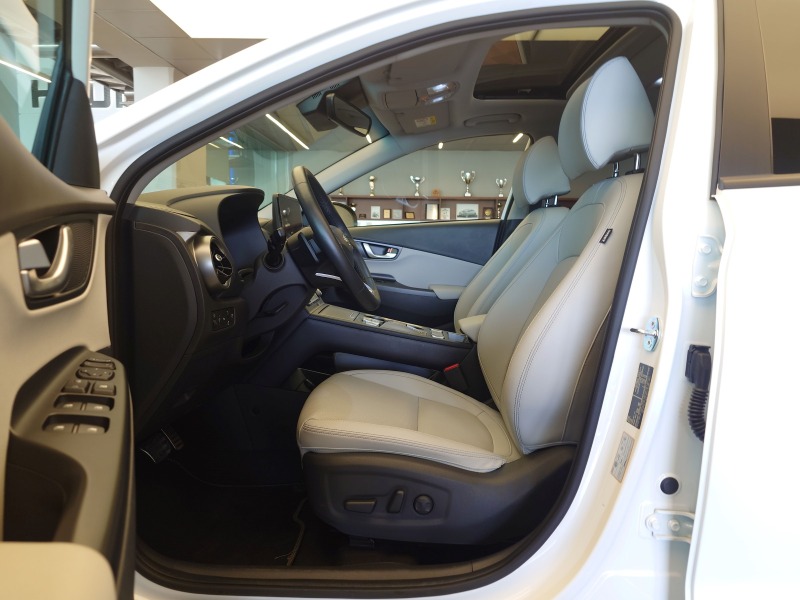 Hyundai Kona Premium, снимка 8 - Автомобили и джипове - 45187868