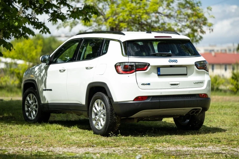 Jeep Compass 1.3 (187 Hp)  Plug-in Hybrid 4xe Automatic, снимка 5 - Автомобили и джипове - 48011632