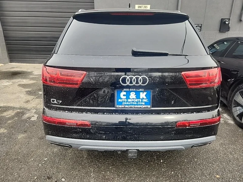 Audi Q7, снимка 6 - Автомобили и джипове - 49225835