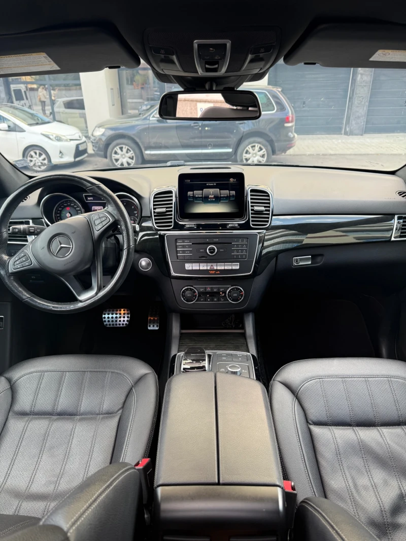 Mercedes-Benz GLE 350 D 56000км AMG-пакет Harman/Kardon Черен таван, снимка 9 - Автомобили и джипове - 52517809