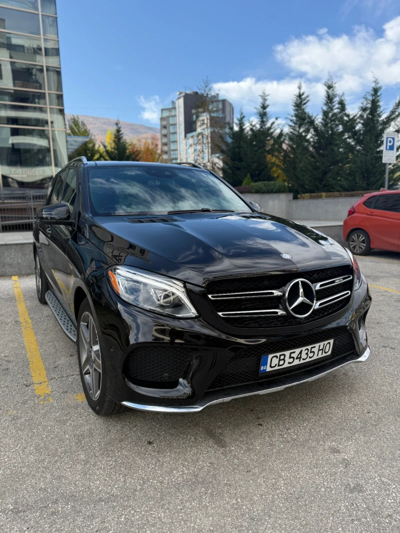 Mercedes-Benz GLE 350 D 56000км AMG-пакет Harman/Kardon Черен таван, снимка 3 - Автомобили и джипове - 52517809
