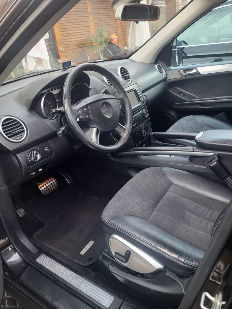 Mercedes-Benz ML 350, снимка 9 - Автомобили и джипове - 53413549