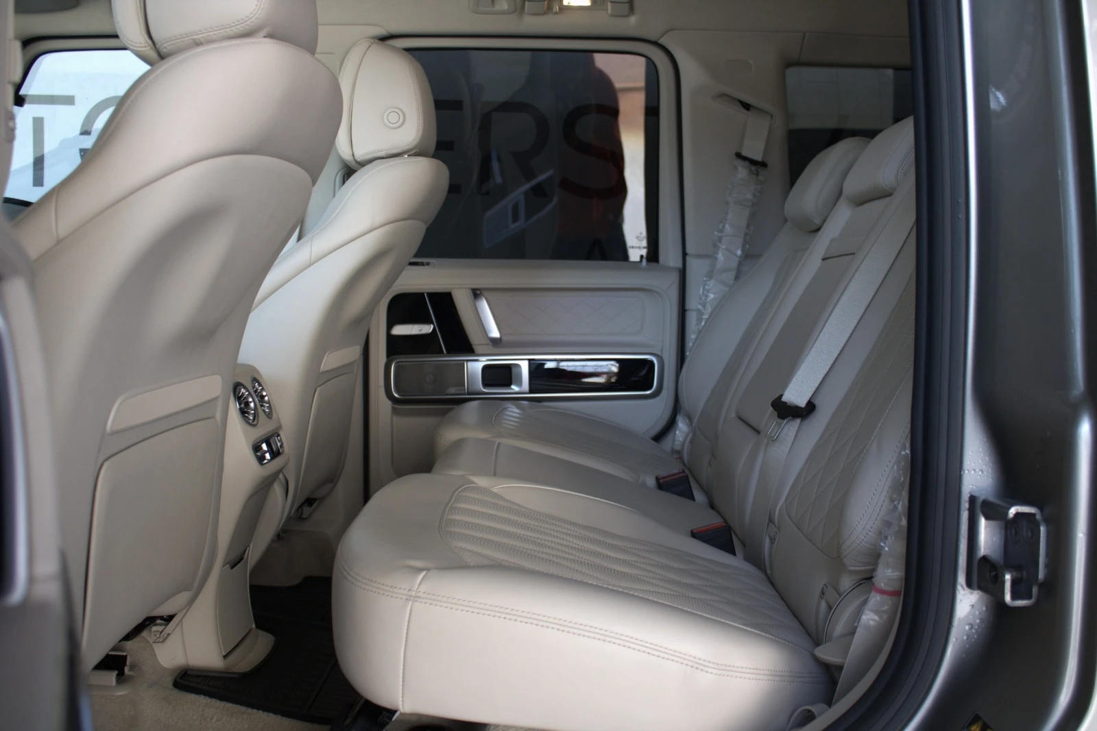 Mercedes-Benz G 400 d AMG STRONGER THAN TIME | Mobile.bg   14