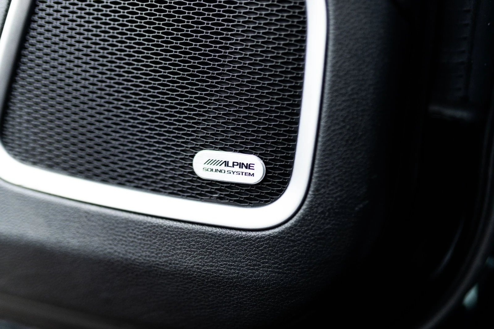 Jeep Compass 1.3 (187 Hp)  Plug-in Hybrid 4xe Automatic | Mobile.bg � ����������� 16