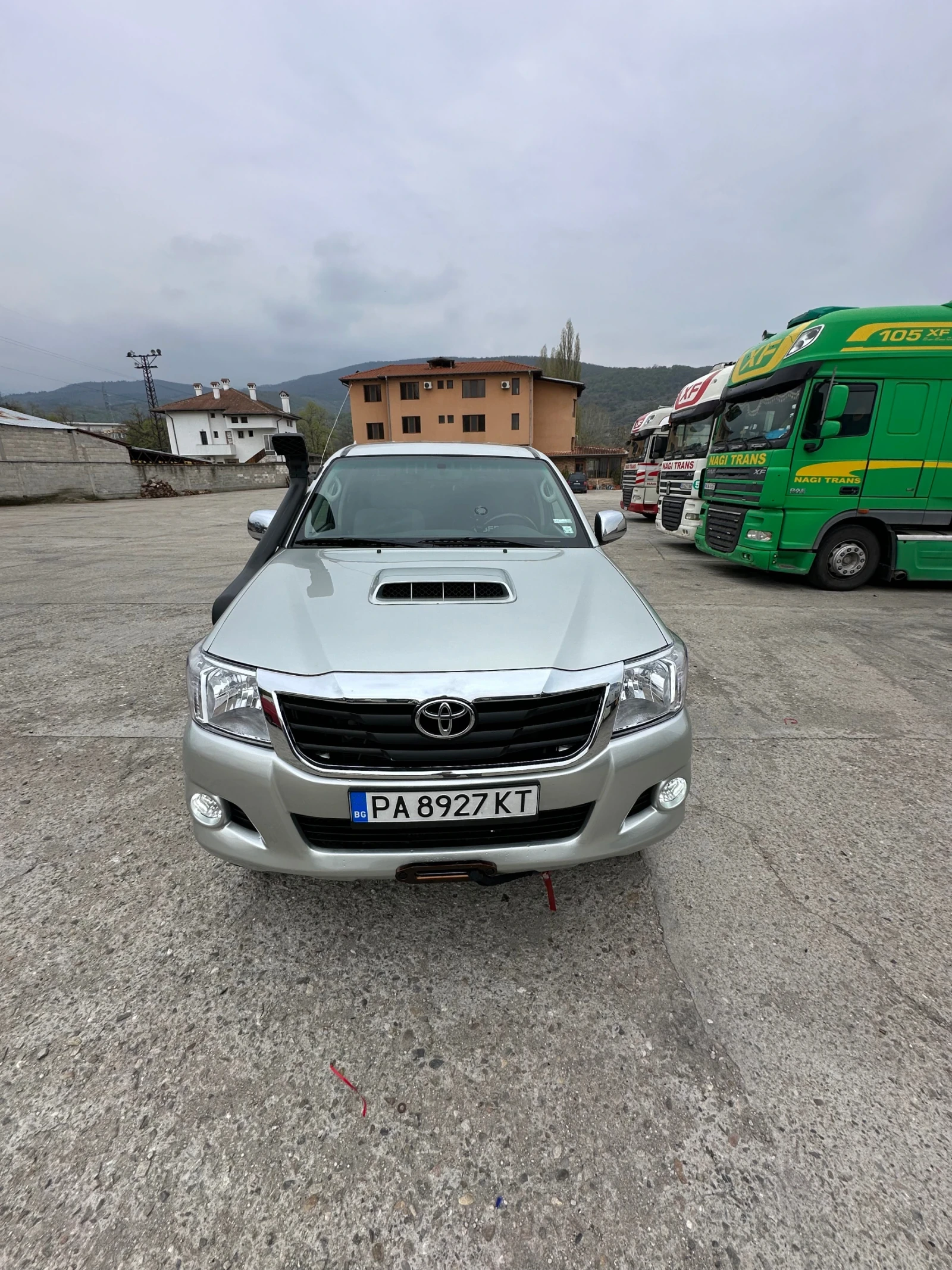 Toyota Hilux 2.5D Invicible - изображение 2