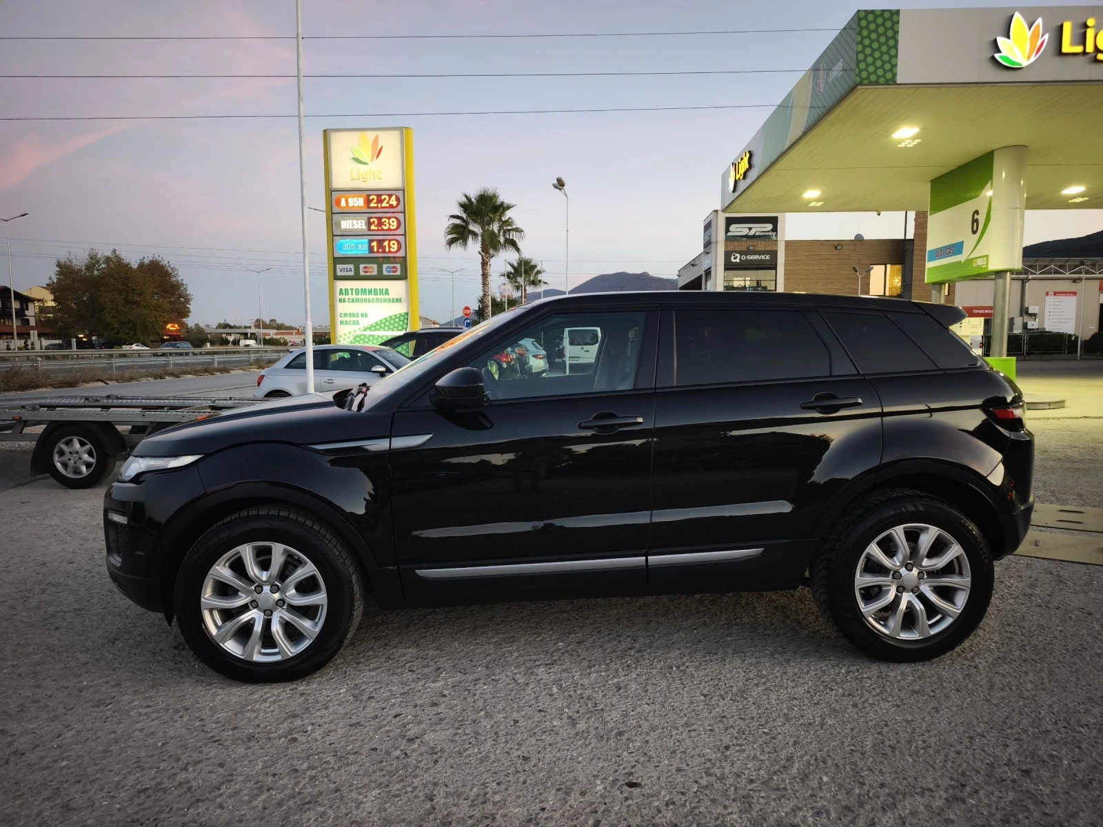 Land Rover Evoque 2.2d 9 SPEED 4x4  | Mobile.bg   6