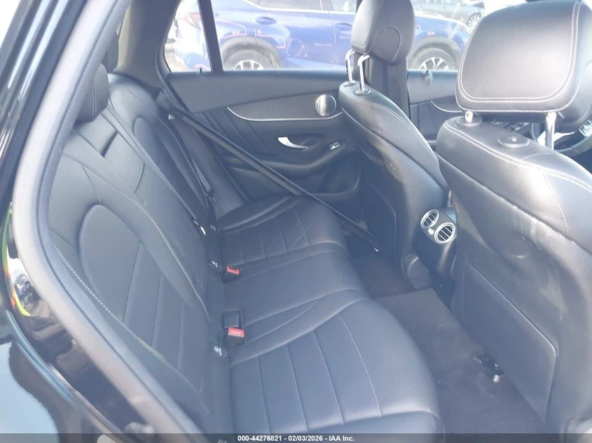 Mercedes-Benz GLC 300 4MATIC С РЕГИСТРАЦИЯ & АВТО КРЕДИТ, снимка 14 - Автомобили и джипове - 53875992