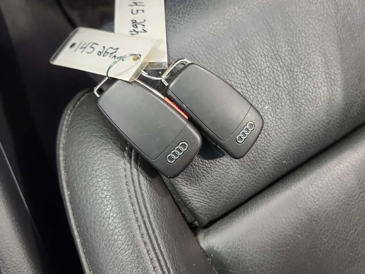 Audi Q3 TECHNIK/CARFAX/ S Line/Подгрев/Панорама/2 Ключа, снимка 7 - Автомобили и джипове - 54502978