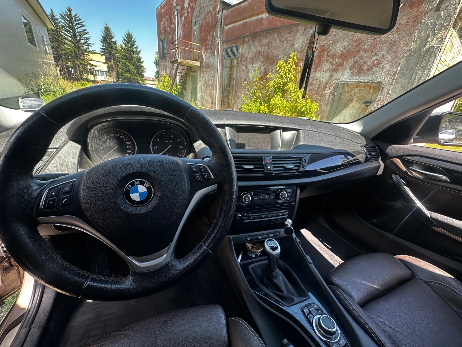 BMW X1 2.0 I twin turbo, снимка 12 - Автомобили и джипове - 55458867