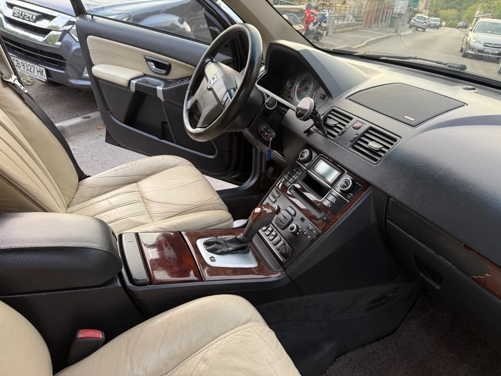 Volvo Xc90, снимка 4 - Автомобили и джипове - 56317314