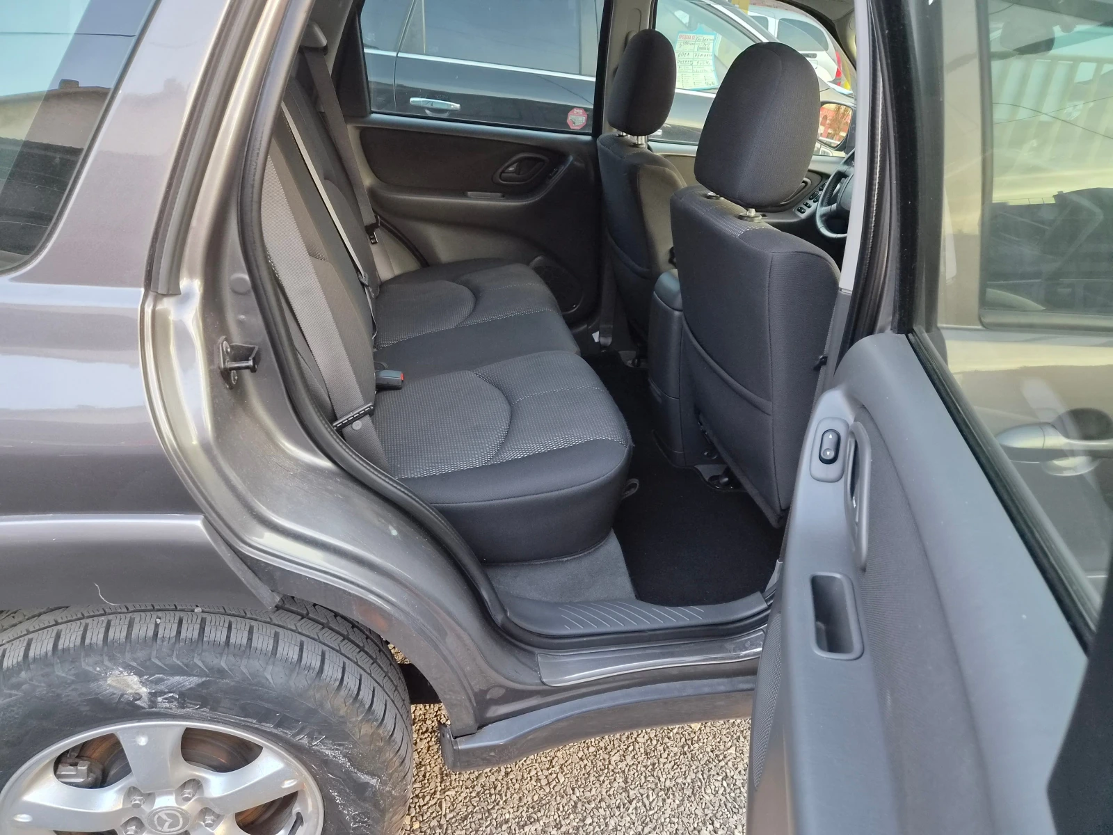 Mazda Tribute 4x4--2, 3i--��� ��������� | Mobile.bg � ����������� 11
