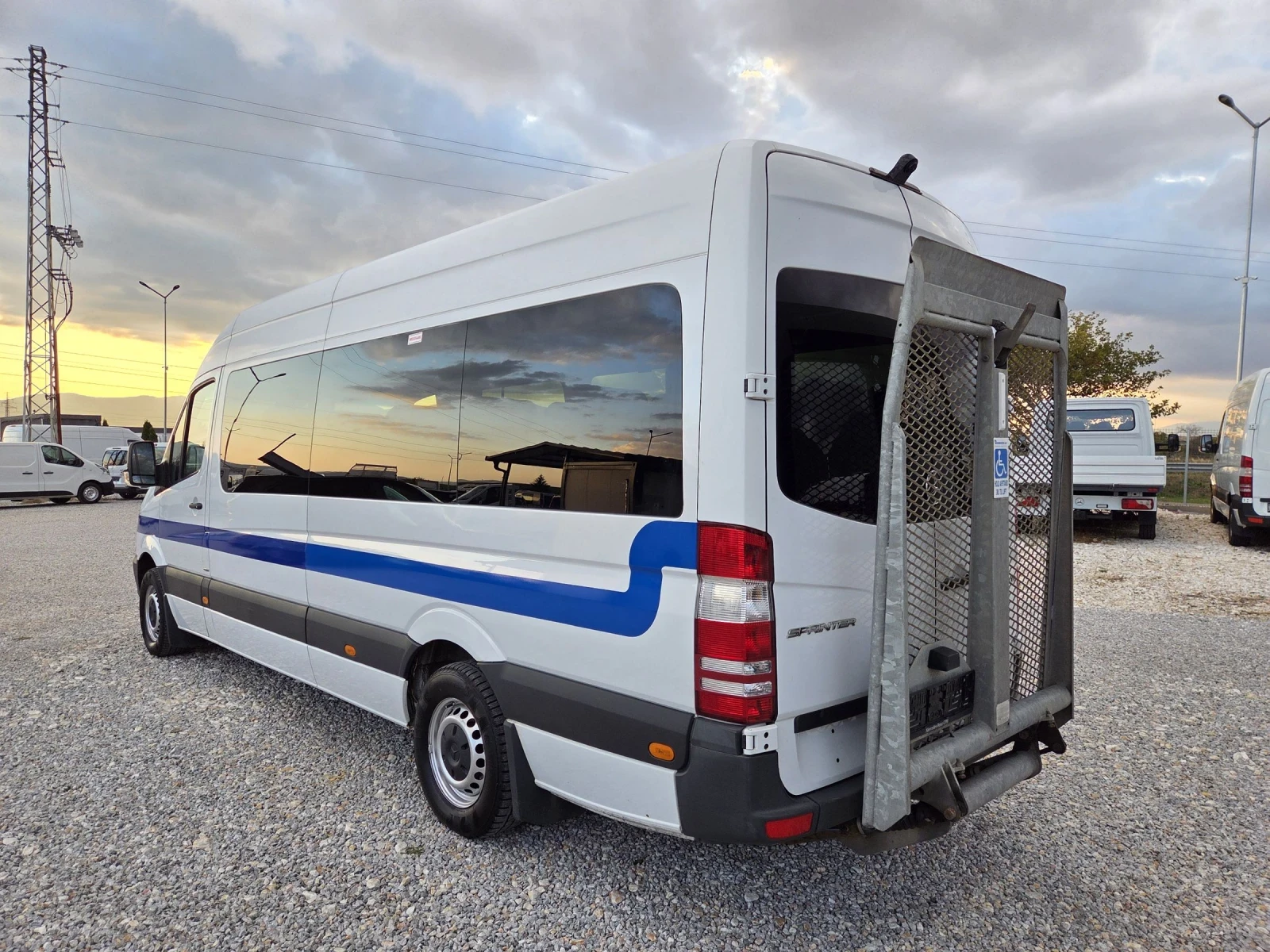 Mercedes-Benz Sprinter 316 CDI, 20 Местен, Пътнически, Евро 6 - изображение 3