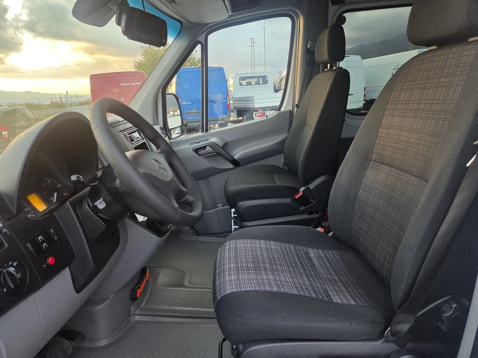 Mercedes-Benz Sprinter 316 CDI, 20 Местен, Пътнически, Евро 6 - изображение 9